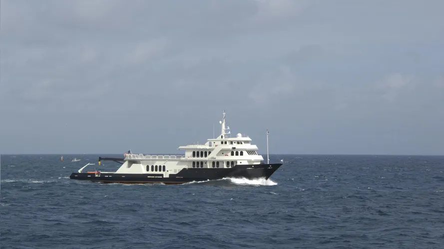 global-yacht-cruising