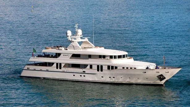 super-yacht-new-master