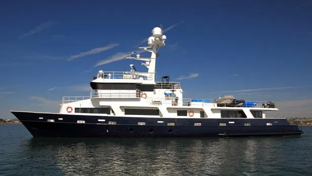 super yacht lestralaur side view