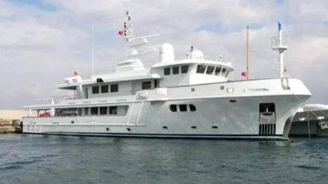 Super Yacht Garfield