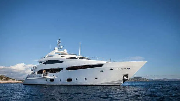 Super Yacht Rhine