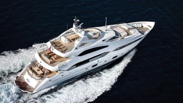 Super Yacht Jelana