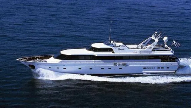 super-yacht-Paradis