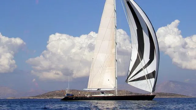 super-yacht-Onelilo