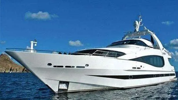 super-yacht-arthurs-way