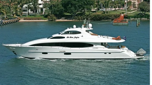 super-yacht-le-bon-joujou-serenity