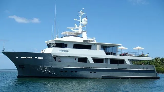 our way codene motoryacht tenix defence 34m 2005 profile