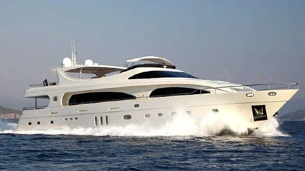 super-yacht-M&M