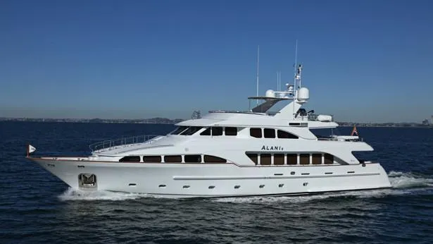alani ii motoryacht benetti 35m 2002 profile