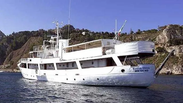 super-yacht-buena-chica