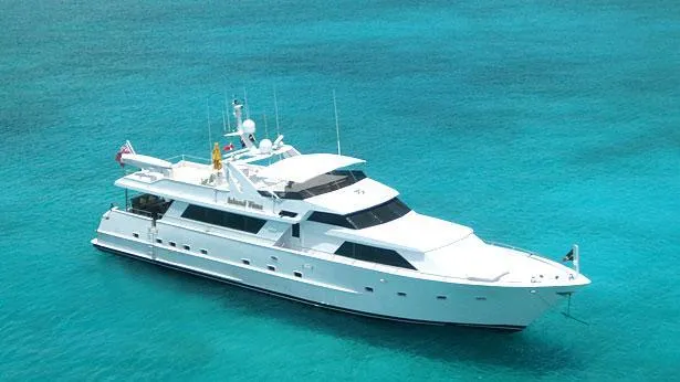 super-yacht-island-time