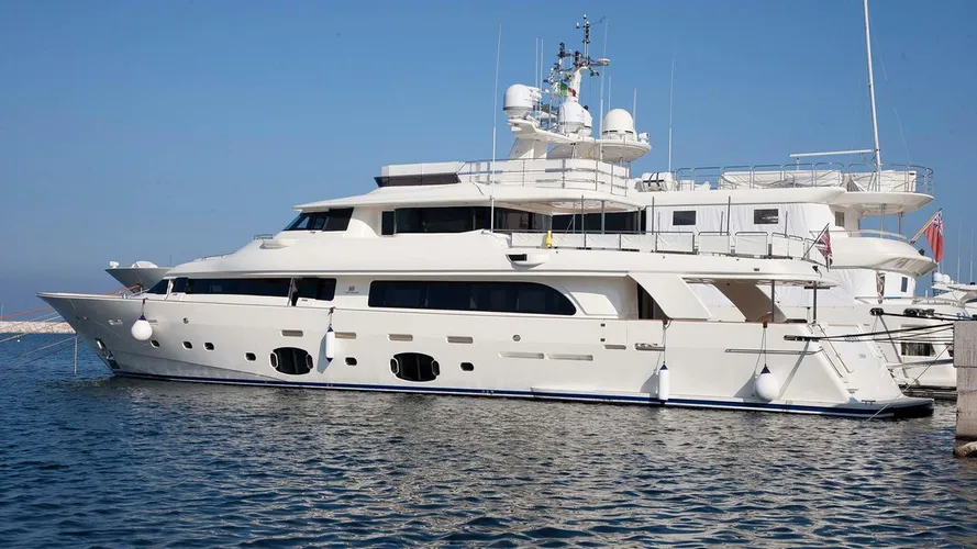 super-yacht-amerika