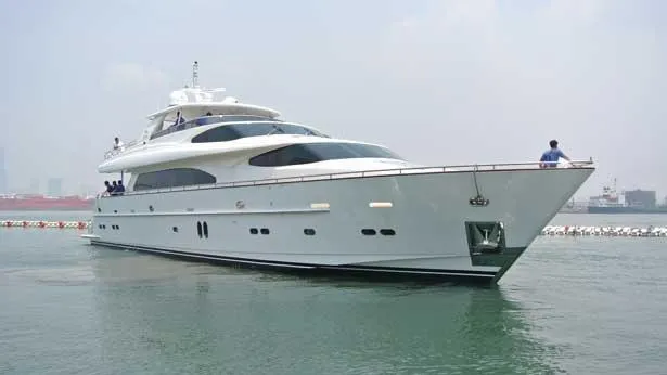 super-yacht-summer-wind