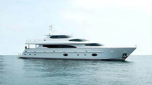 super-yacht-agora-exterior