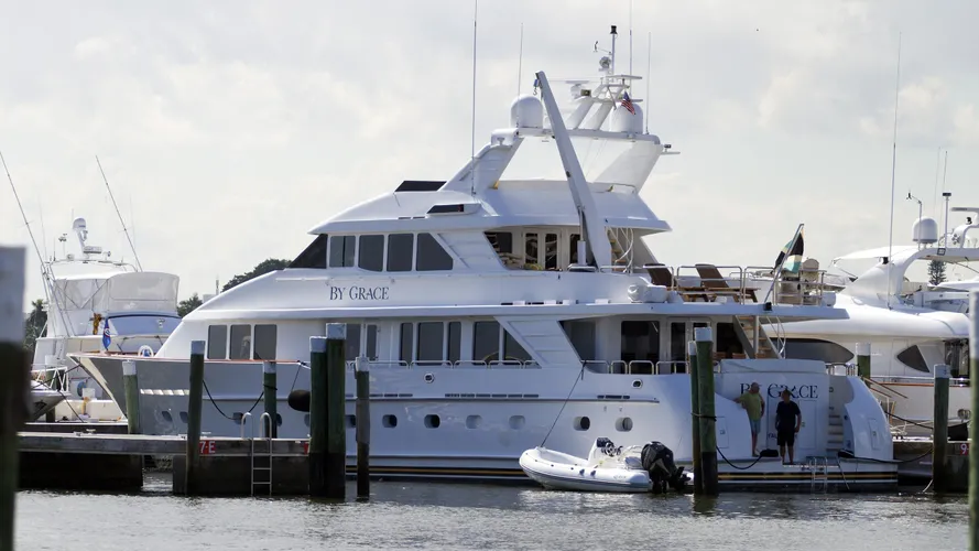 inace-by-grace-1999-motor-yacht