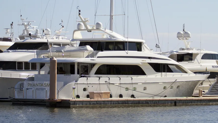 nordlund-phantasma-2003-motor-yacht