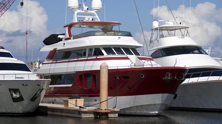 mcp-yachts-red-pearl-2010-motor-yacht