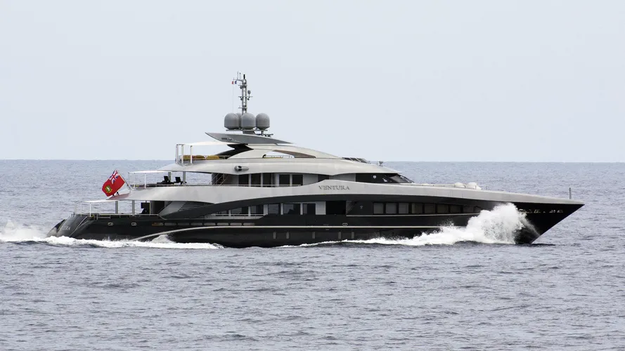 ventura-motor-yacht-heesen-2013-50m-cruising