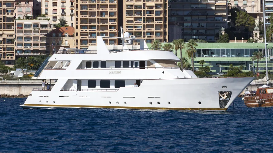 royal-enterprise-motor-yacht-aegean-yachts-2006-32m-half-profile