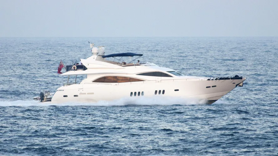 donizetti-motor-yacht-sunseeker-90-2007-28m-cruising