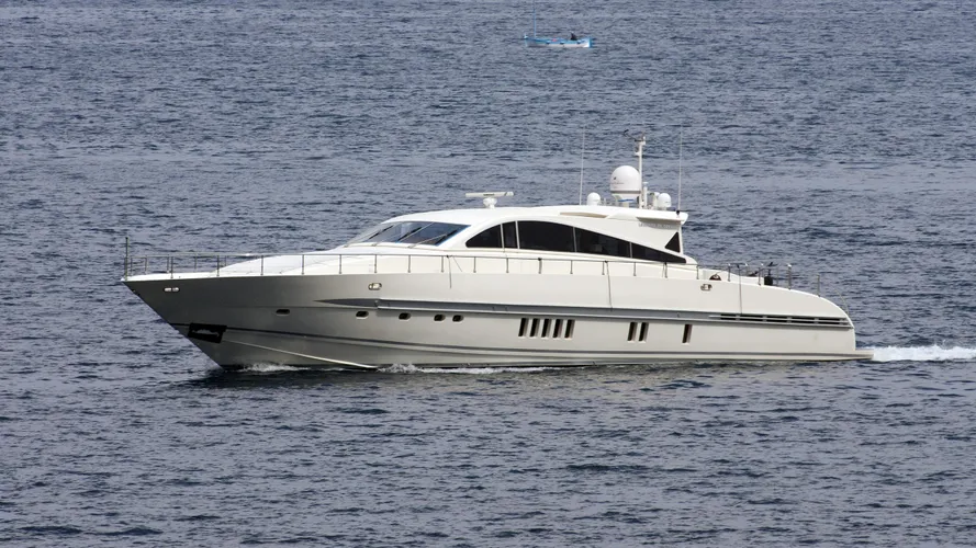 kiluanje-motoryacht-arno-leopard-27-sport-2005-27m-bow-running