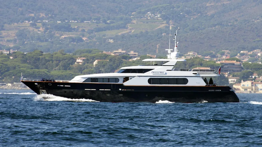 princess-elena-motoryacht-codecasa-1999-34m-profile-running