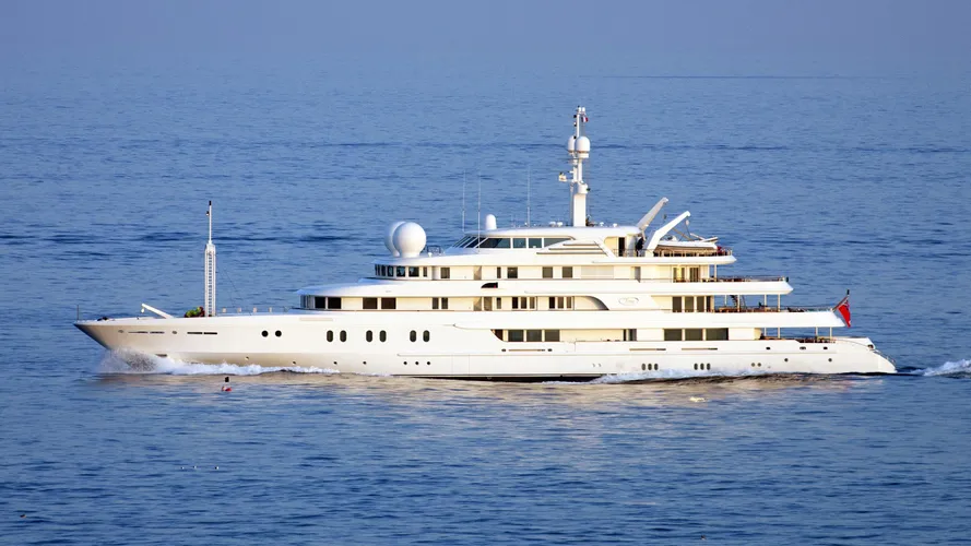 tueq-motor-yacht-Van-Der-Giessen-De-Noord-2002-78m-cruising
