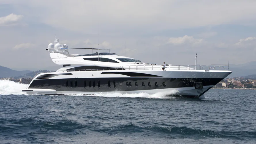 pure-one-motor-yacht-arno-leopard-46-sport-2008-46m-cruising