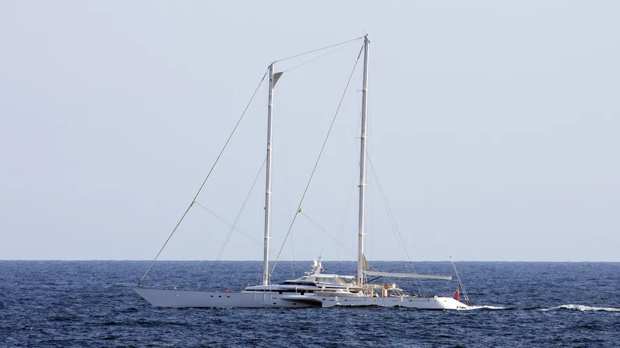 pilar-rossi-sailing-yacht-alukraft-1989-64m-profile