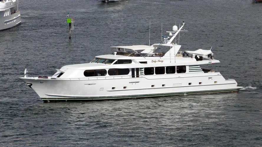 carla-elena-ii-motor-yacht-broward-2003-34m-profile