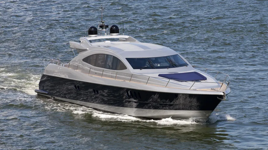 broadway-motor-yacht-warren-s87-sport-2007-26m-cruising