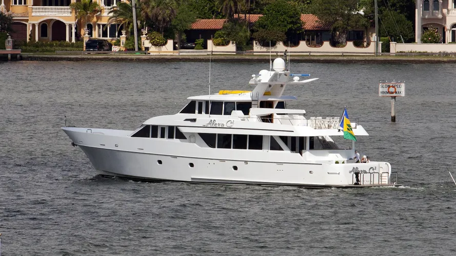 c-jewel-motor-yacht-nordlund-2003-35m-profile