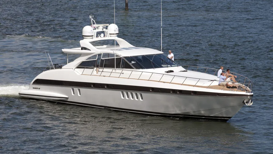 nt-motor-yacht-overmarine-mangusta-80-open-ht-2006-25m-cruising