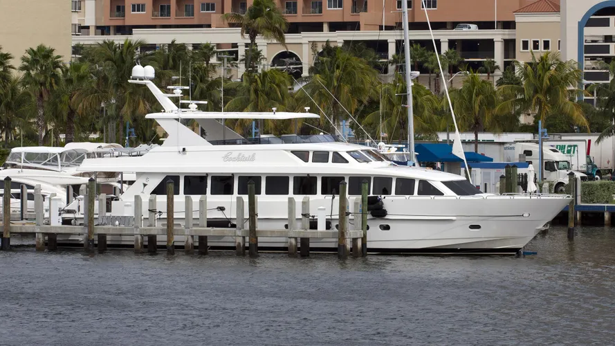 tuff-ship-motor-yacht-hargrave-100-2006-30m-berth