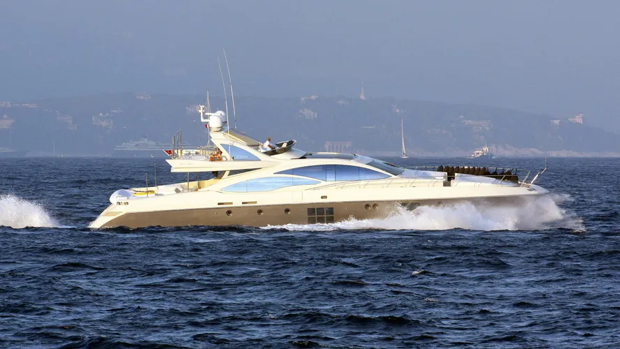 oxygen-2007-motor-yacht-azimut-103s-2007-31m-cruising