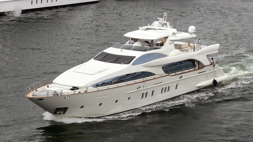 mr-d-motor-yacht-azimut-116-2004-36m-cruising.jpg