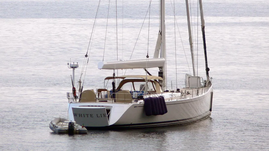 white-lie-sailing-yacht-nautors-swan-90-2008-28m-rear-profile