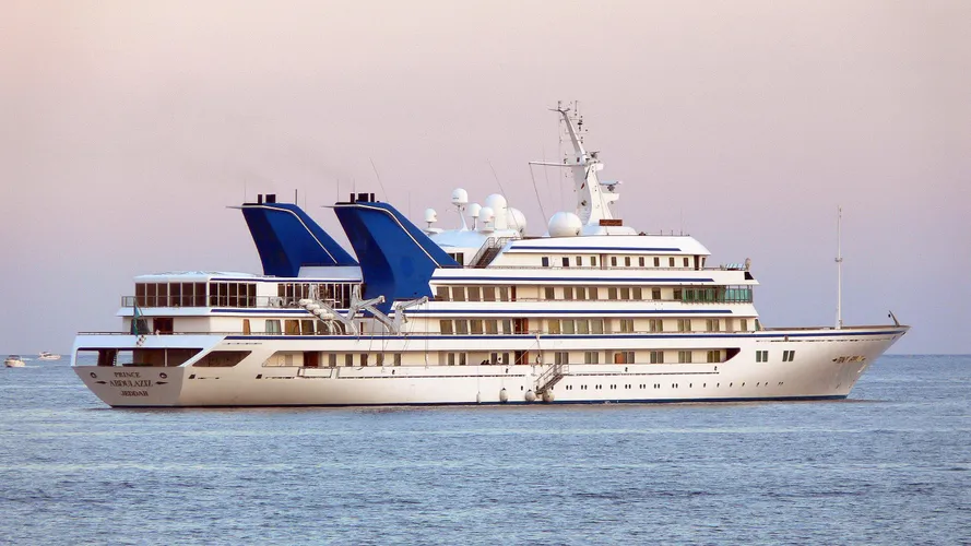 princeabdulaziz-motor-yacht-helsingor-vaerft-1984-147m-stern