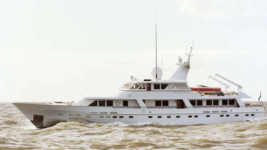 Dhafir-motor-yacht-feadship-1980-41m-profile