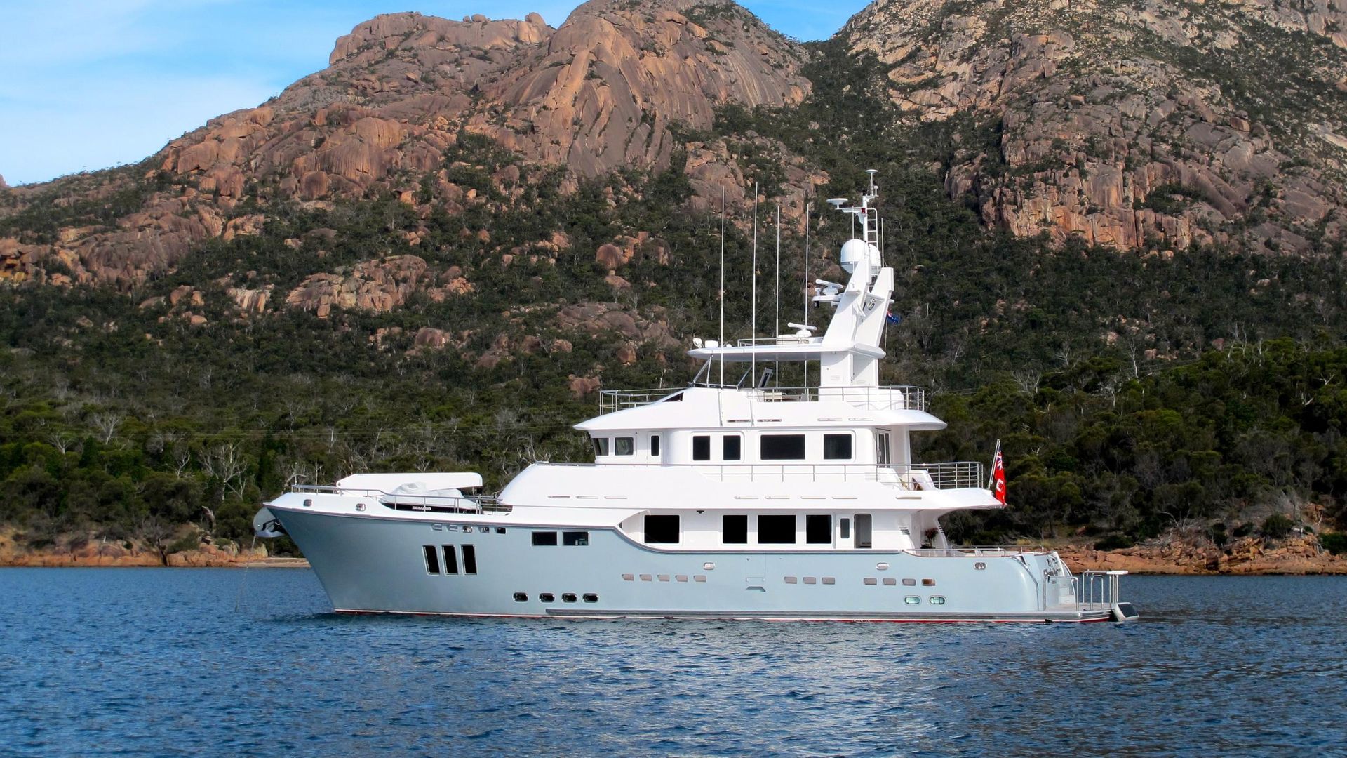 aroha yacht nordhavn, 26.82m, 2010 boat international