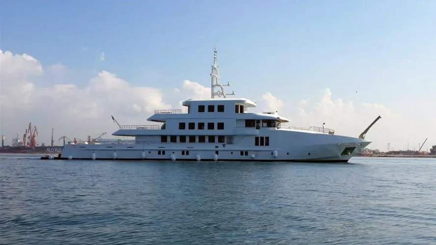 vogue-motor-yacht-orucoglu-2014-55m-profile