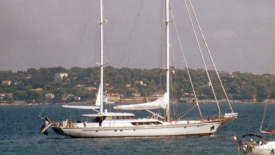 ultima-novia-sailing-yacht-sensation-1994-40m-profile