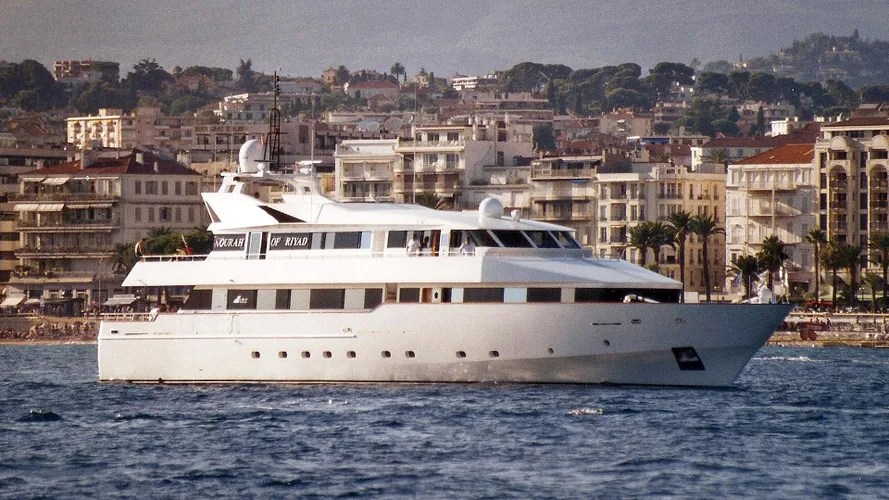 bella-stella-motor-yacht-crn-1987-44m-profile