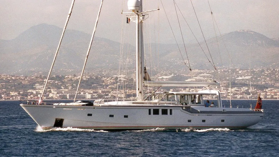 diamonds-for-ever-sailing-yacht-royal-huisman-1987-36m-profile