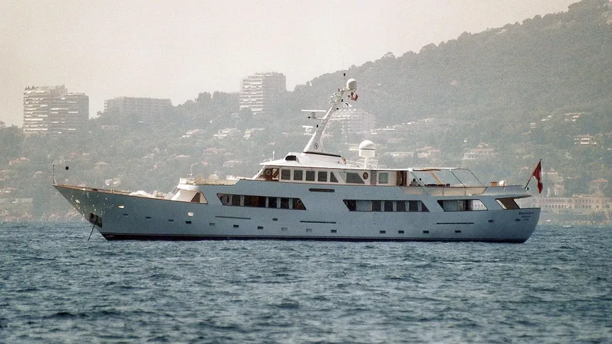 montecristo-motor-yacht-armon-1978-39m-profile