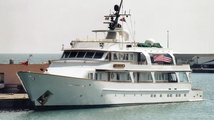 big-eagle-motor-yacht-mie-zosen-1980-52m-half-profile