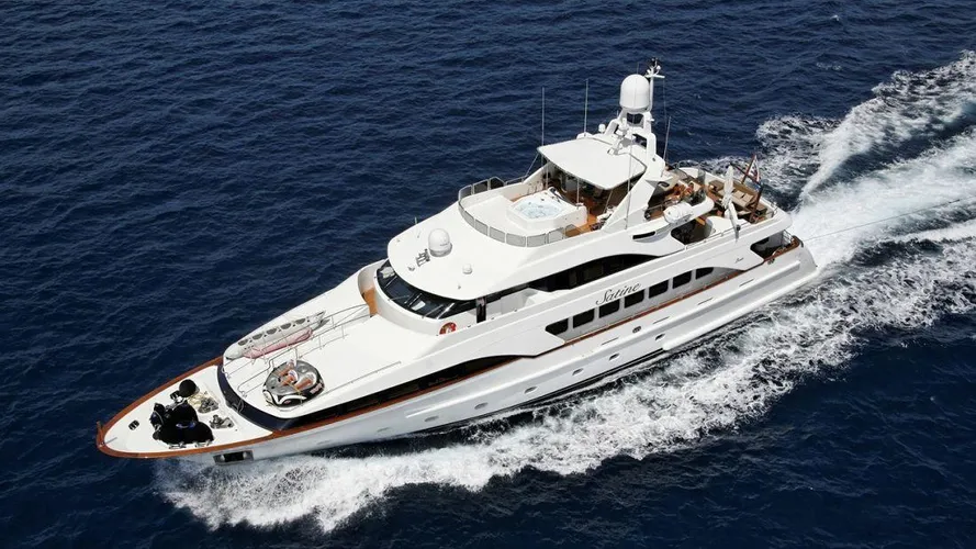 satine-motor-yacht-benetti-classic-115-2001-35m-aerial