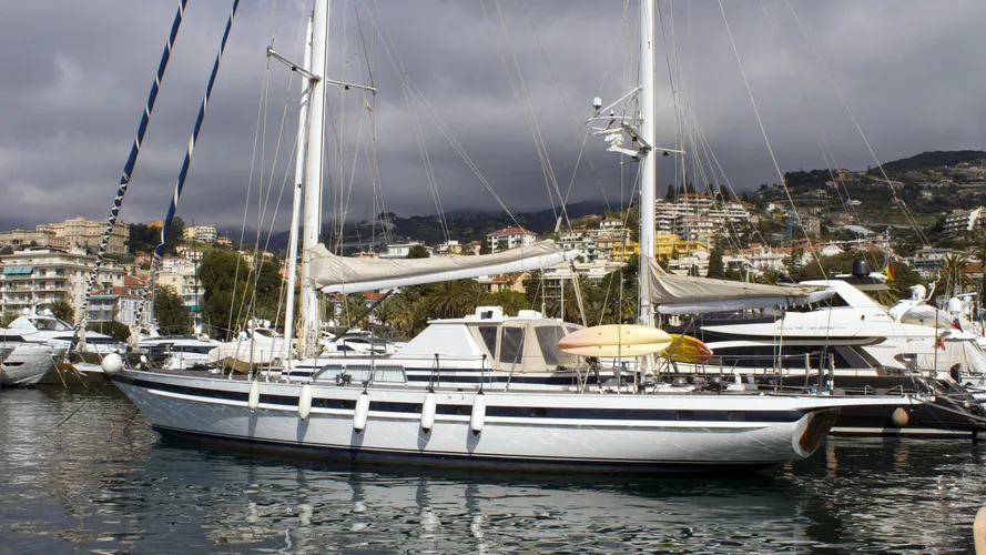 colombaio-sailing-yacht-jongert-25ds-1992-29m-moored