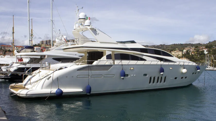skiant-motor-yacht-arno-leopard-32m-sport-2006-moored