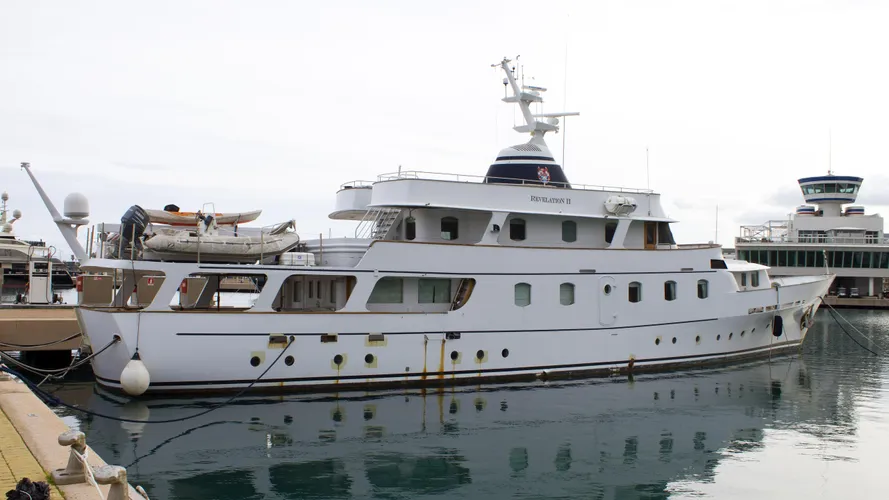 revelation-ii-motor-yacht-globe-1966-39m-profile